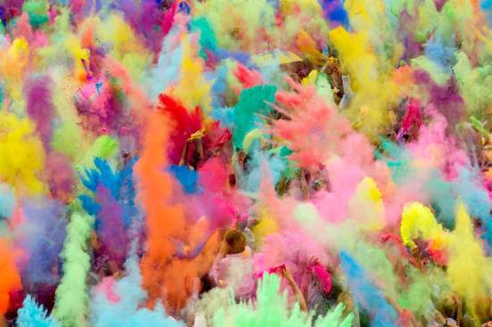 Holi-le-festival-des-couleurs-Inde